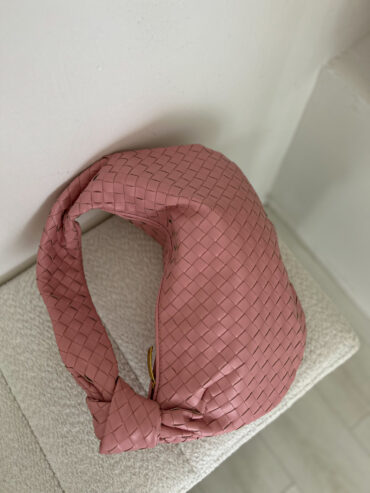 Bottega Veneta inspired tote shoulder bag for women. Jodie dupe bag in pink colour, inspired by Bottega. Pink woven knot shoulder bag is made from high quality vegan leather.