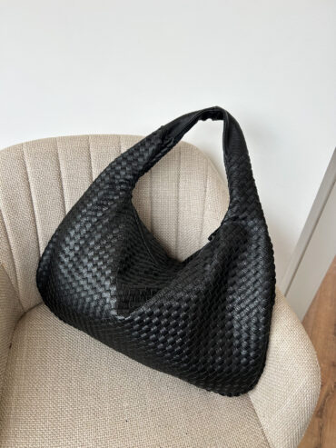 dupe designer inspired handbag Summer Festival Ready Stylish Grey Woven Hobo Tote with Zipper Closure Elegant Handbag for Summer Ideal Gift for Celebrations Woven Hobo Tote trendy purse perefct gift for girlfriend pattybofficial knoten tasche